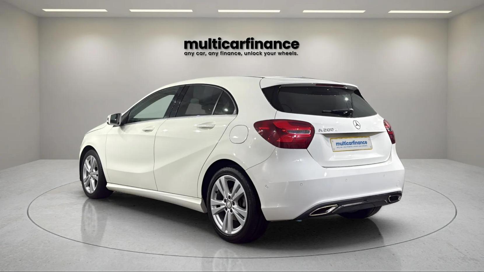 Mercedes-Benz A Class 2.1 A200d Sport (Premium) Hatchback 5dr Diesel 7G-DCT Euro 6 (s/s) (136 ps)