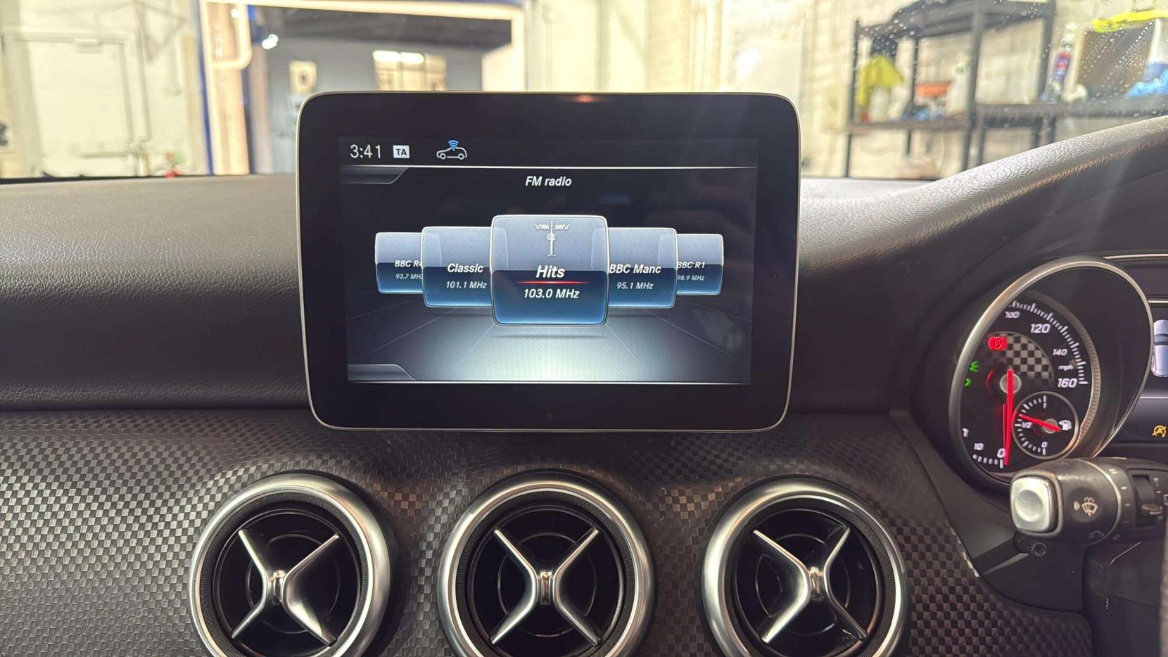 Mercedes-Benz A Class 2.1 A200d Sport (Premium) Hatchback 5dr Diesel 7G-DCT Euro 6 (s/s) (136 ps)