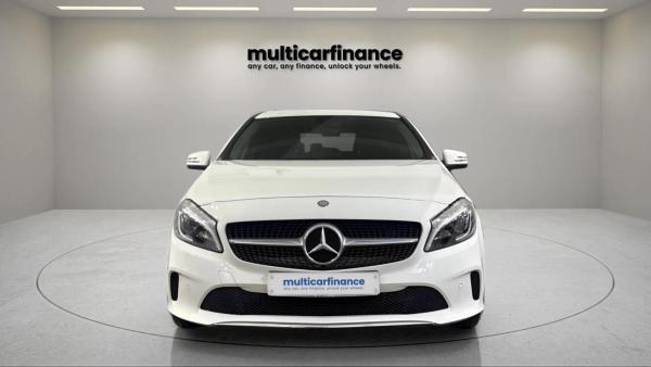 Mercedes-Benz A Class 2.1 A200d Sport (Premium) Hatchback 5dr Diesel 7G-DCT Euro 6 (s/s) (136 ps)