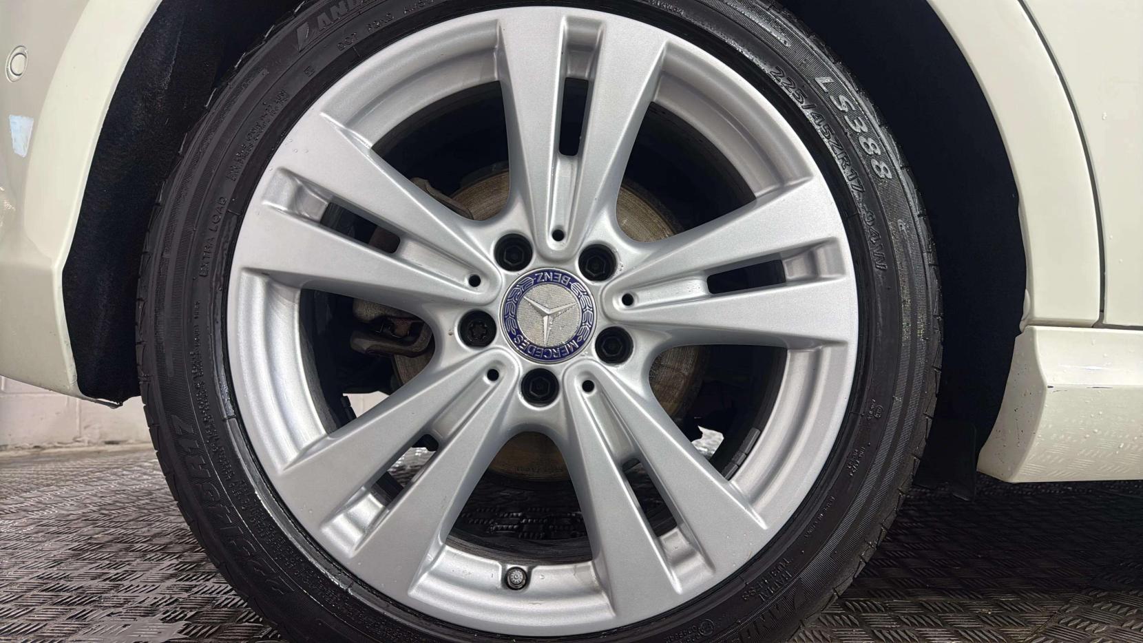 Mercedes-Benz A Class 2.1 A200d Sport (Premium) Hatchback 5dr Diesel 7G-DCT Euro 6 (s/s) (136 ps)