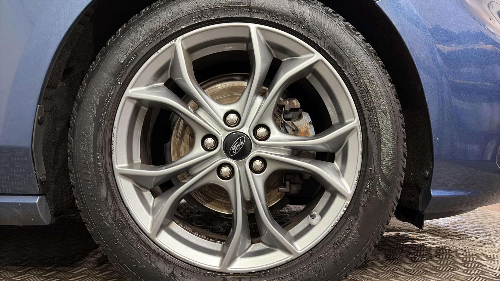 Ford Focus 1.0T EcoBoost ST-Line Hatchback 5dr Petrol Manual Euro 6 (s/s) (125 ps)