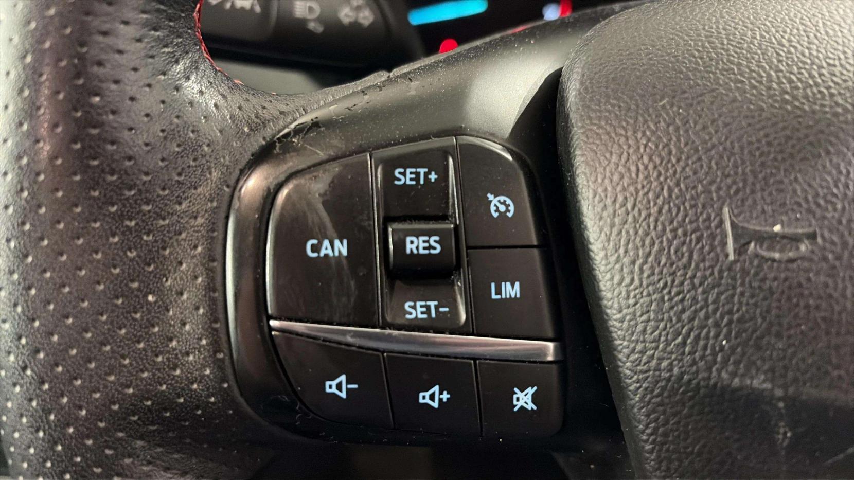 Ford Focus 1.0T EcoBoost ST-Line Hatchback 5dr Petrol Manual Euro 6 (s/s) (125 ps)