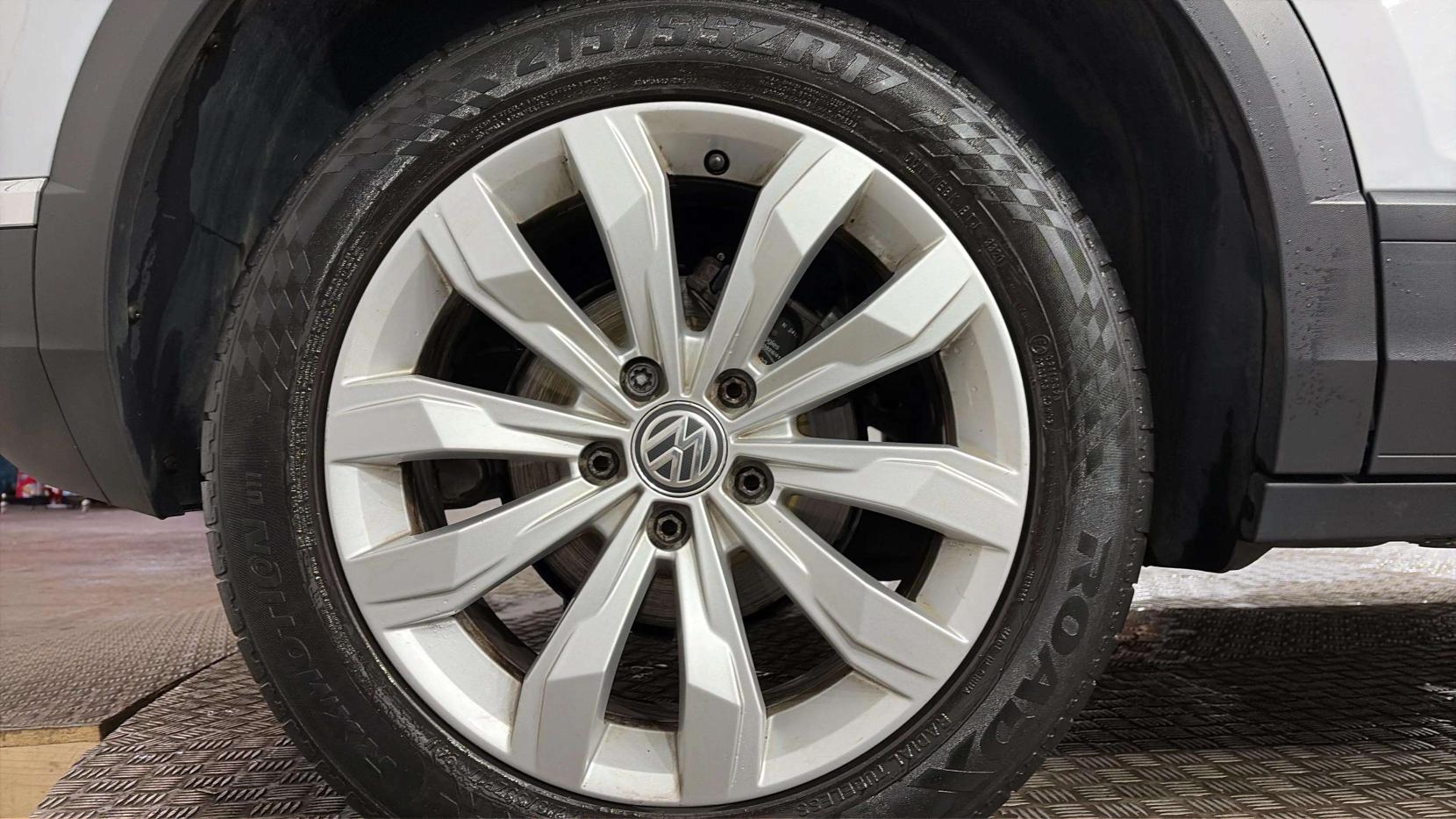 Volkswagen T-Roc 1.0 TSI GPF SE SUV 5dr Petrol Manual Euro 6 (s/s) (115 ps)