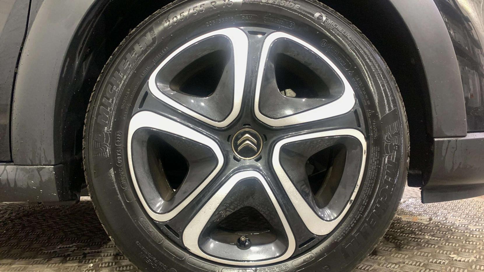 Citroen C3 1.2 PureTech Sense Hatchback 5dr Petrol Manual Euro 6 (s/s) (83 ps)