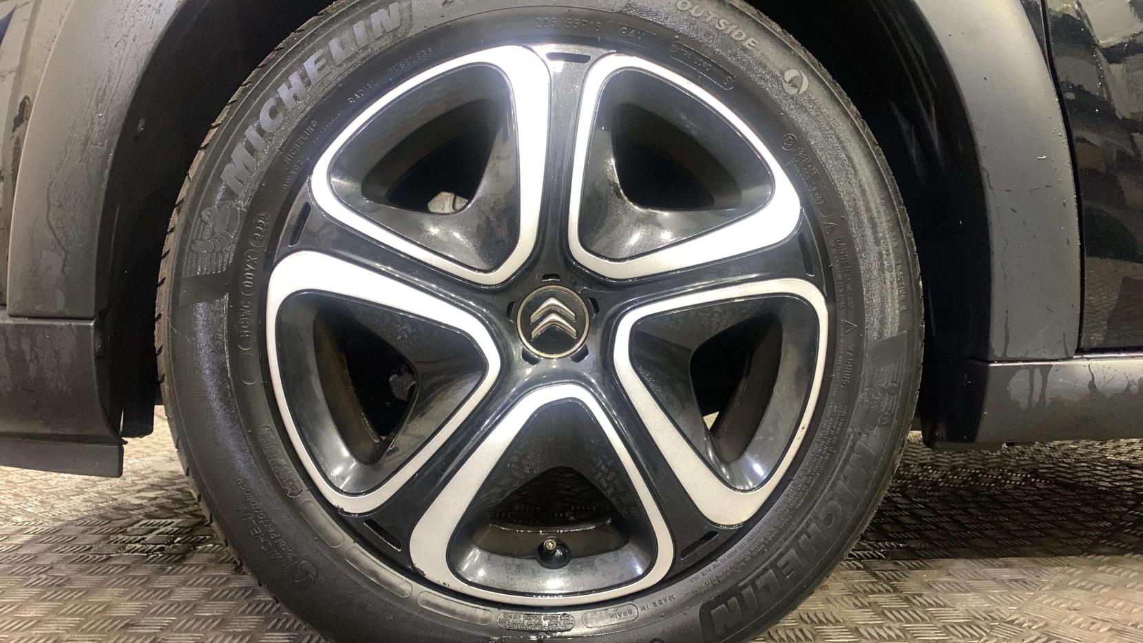 Citroen C3 1.2 PureTech Sense Hatchback 5dr Petrol Manual Euro 6 (s/s) (83 ps)