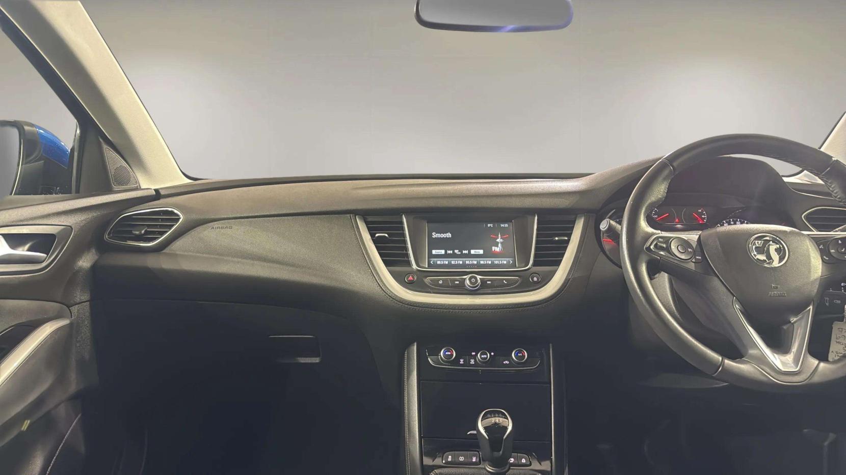 Vauxhall Grandland X 1.2 Turbo GPF SE SUV 5dr Petrol Manual Euro 6 (s/s) (130 ps)