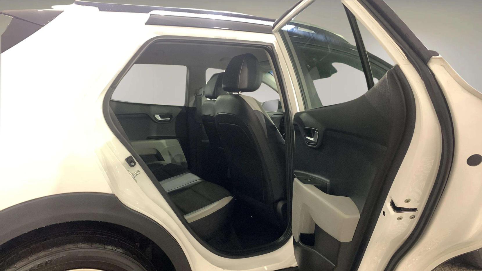 Kia Stonic 1.0 T-GDi First Edition SUV 5dr Petrol Manual Euro 6 (s/s) (118 bhp)