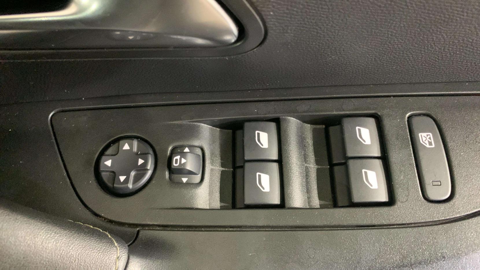 Peugeot 2008 1.2 PureTech GT Line SUV 5dr Petrol Manual Euro 6 (s/s) (130 ps)