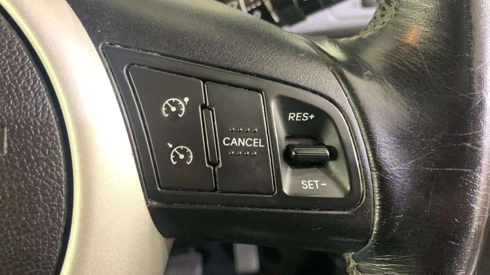 Kia Venga 1.6 3 MPV 5dr Petrol Auto Euro 6 (123 bhp)