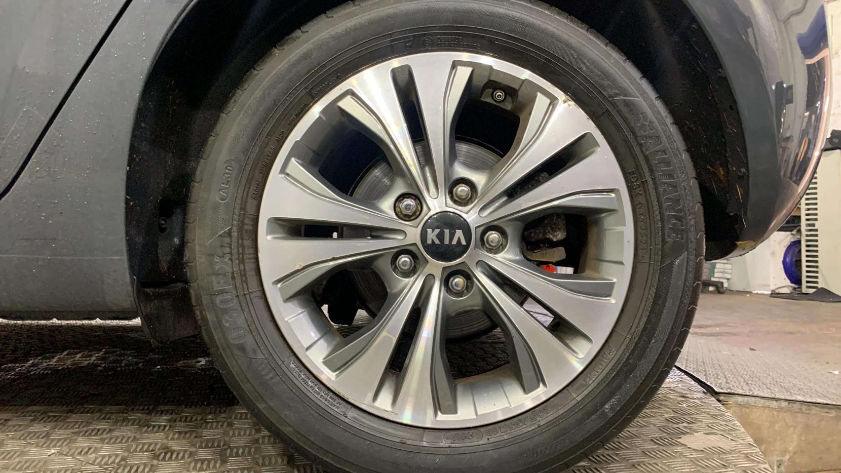 Kia Venga 1.6 3 MPV 5dr Petrol Auto Euro 6 (123 bhp)