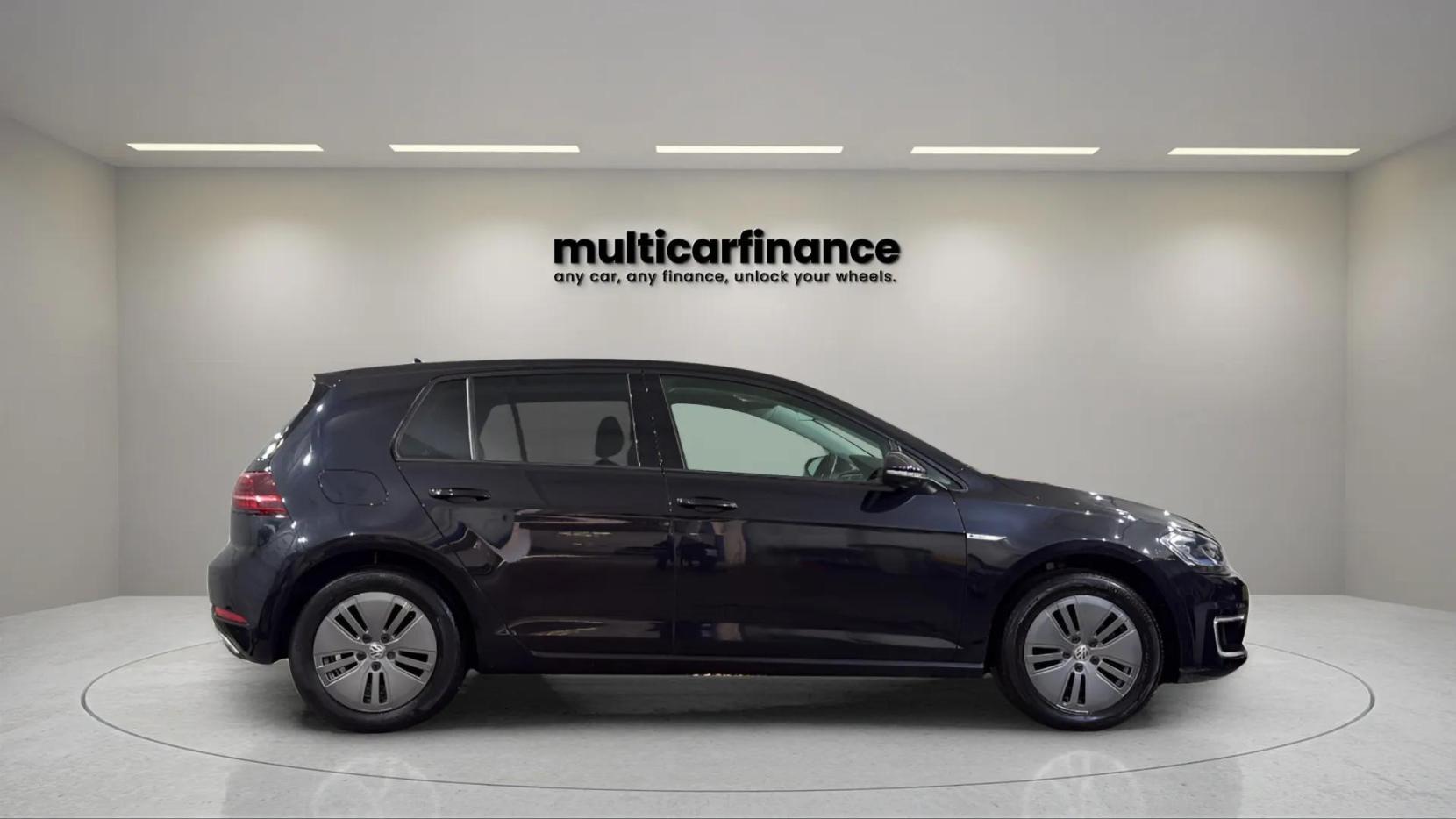 Volkswagen e-Golf 35.8kWh e-Golf Hatchback 5dr Electric Auto (136 ps)