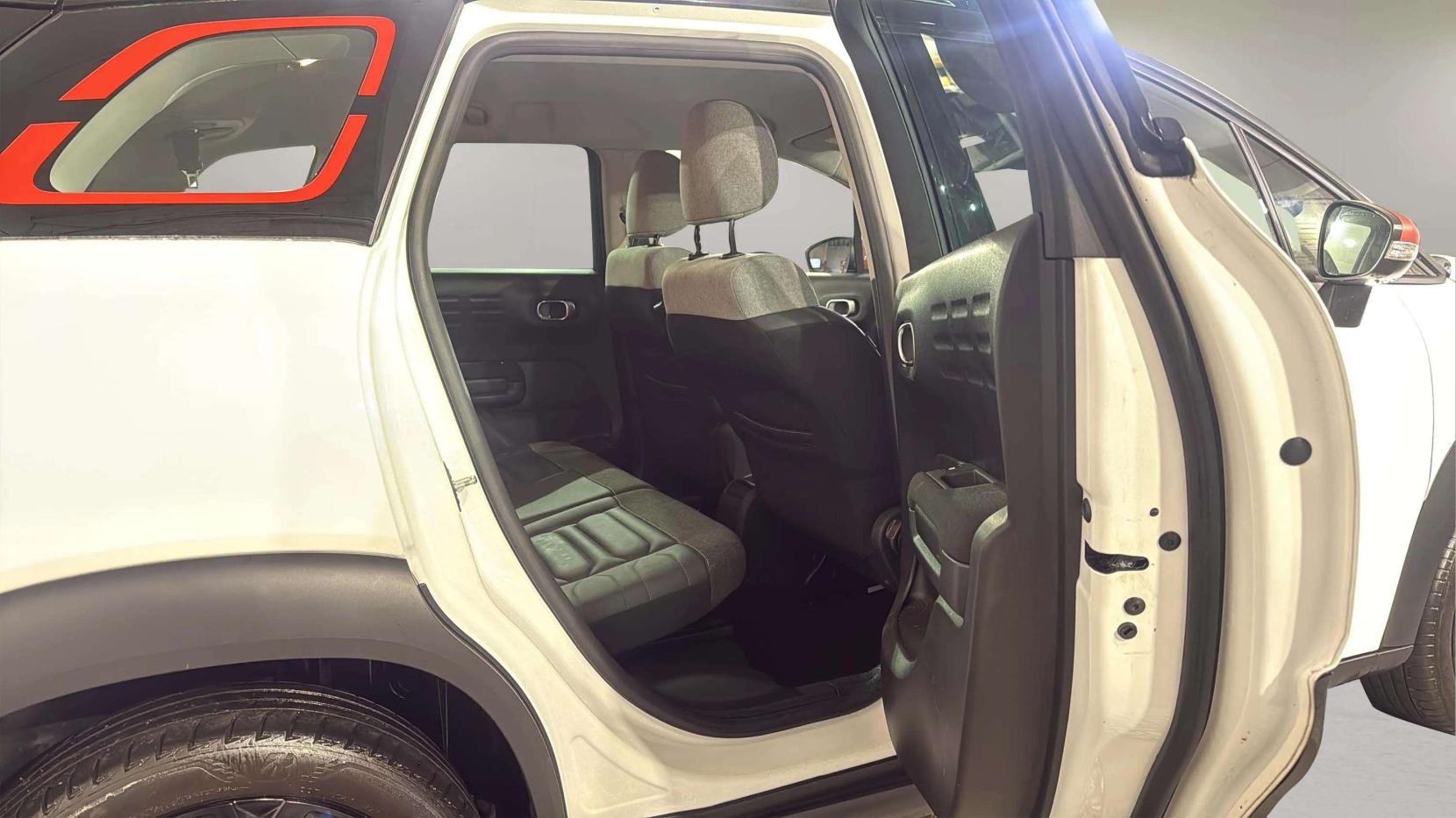 Citroen C3 Aircross 1.2 PureTech Shine Plus SUV 5dr Petrol Manual Euro 6 (s/s) (110 ps)