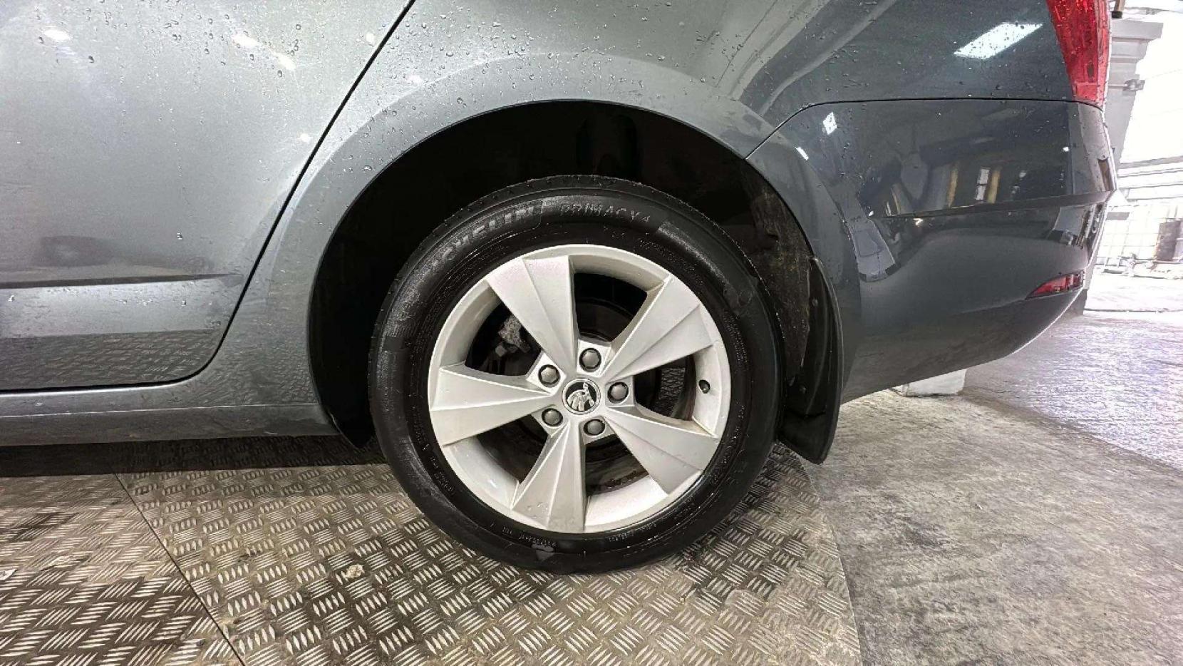 Skoda Octavia 1.5 TSI ACT SE Technology Estate 5dr Petrol Manual Euro 6 (s/s) (150 ps)