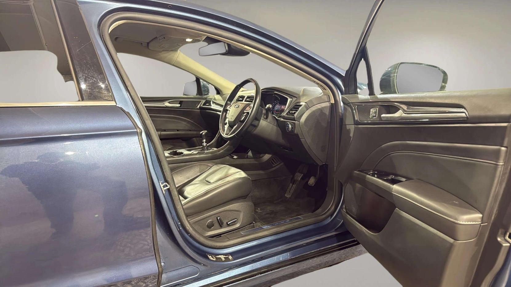 Ford Mondeo 2.0 EcoBlue Titanium Edition Hatchback 5dr Diesel Manual Euro 6 (s/s) (150 ps)