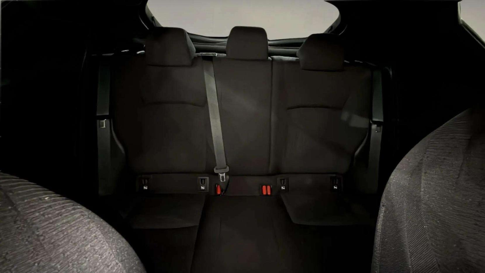 Toyota C-HR 1.8 VVT-h Dynamic SUV 5dr Petrol Hybrid CVT Euro 6 (s/s) (122 ps)