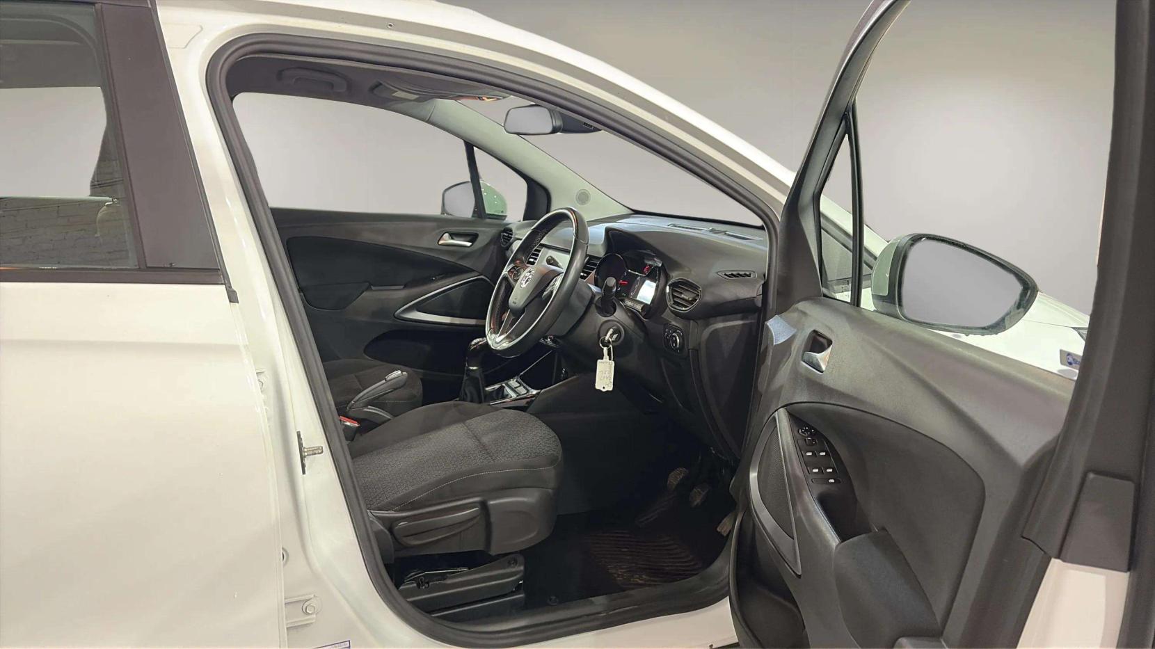 Vauxhall Crossland X 1.2 SE Nav SUV 5dr Petrol Manual Euro 6 (81 ps)