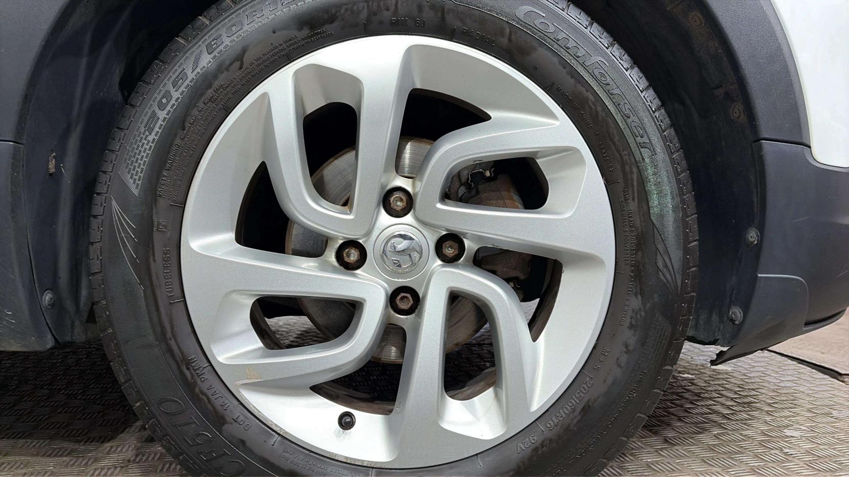 Vauxhall Crossland X 1.2 SE Nav SUV 5dr Petrol Manual Euro 6 (81 ps)