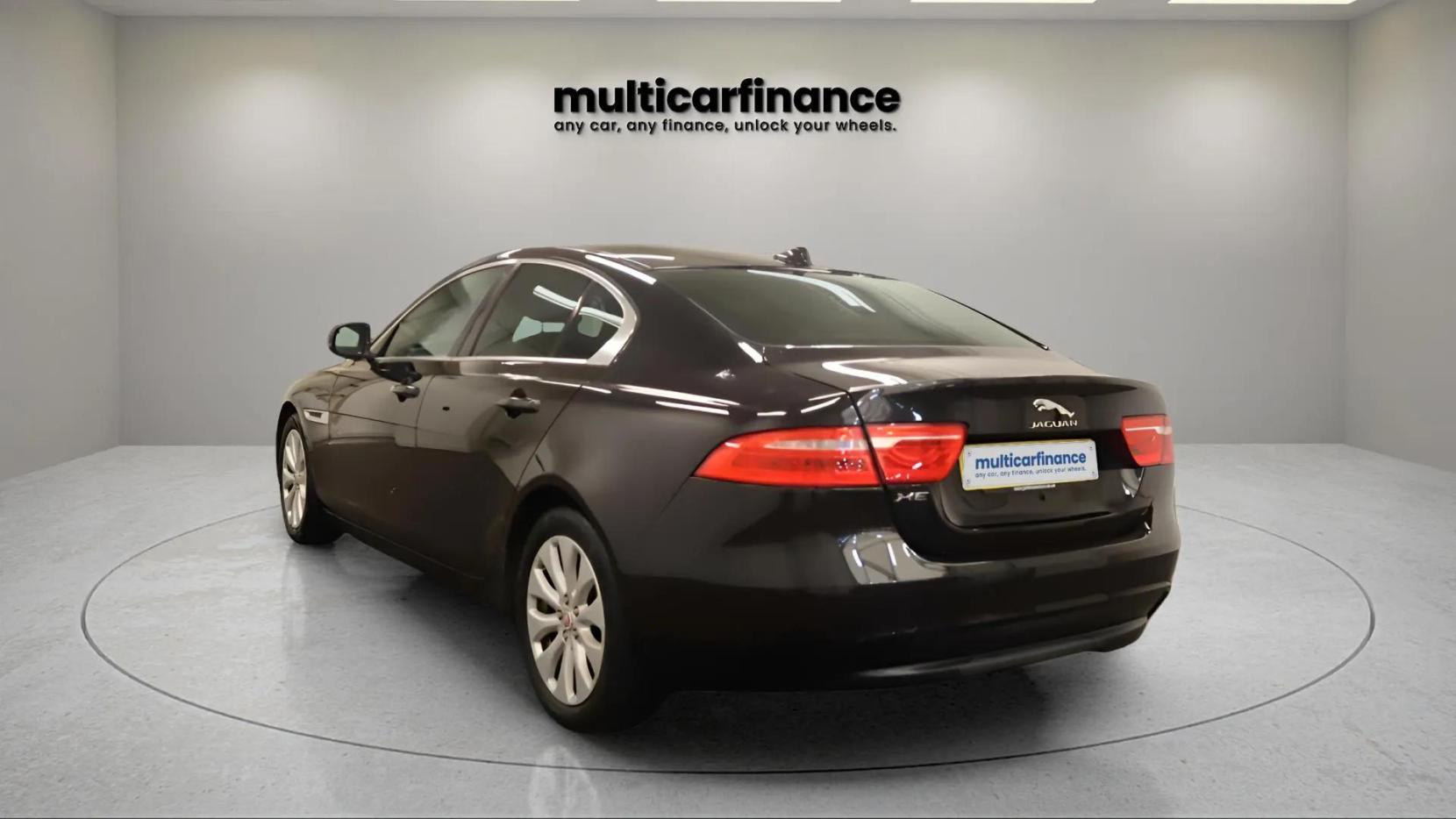 Jaguar XE 2.0d Prestige Saloon 4dr Diesel Manual Euro 6 (s/s) (163 ps)