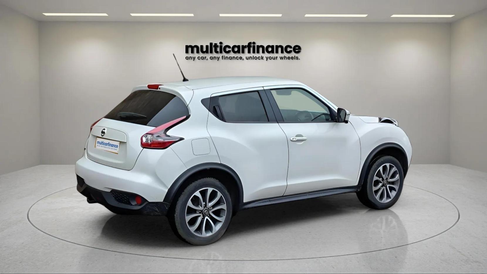 Nissan Juke 1.6 Tekna SUV 5dr Petrol Manual Euro 6 (112 ps)