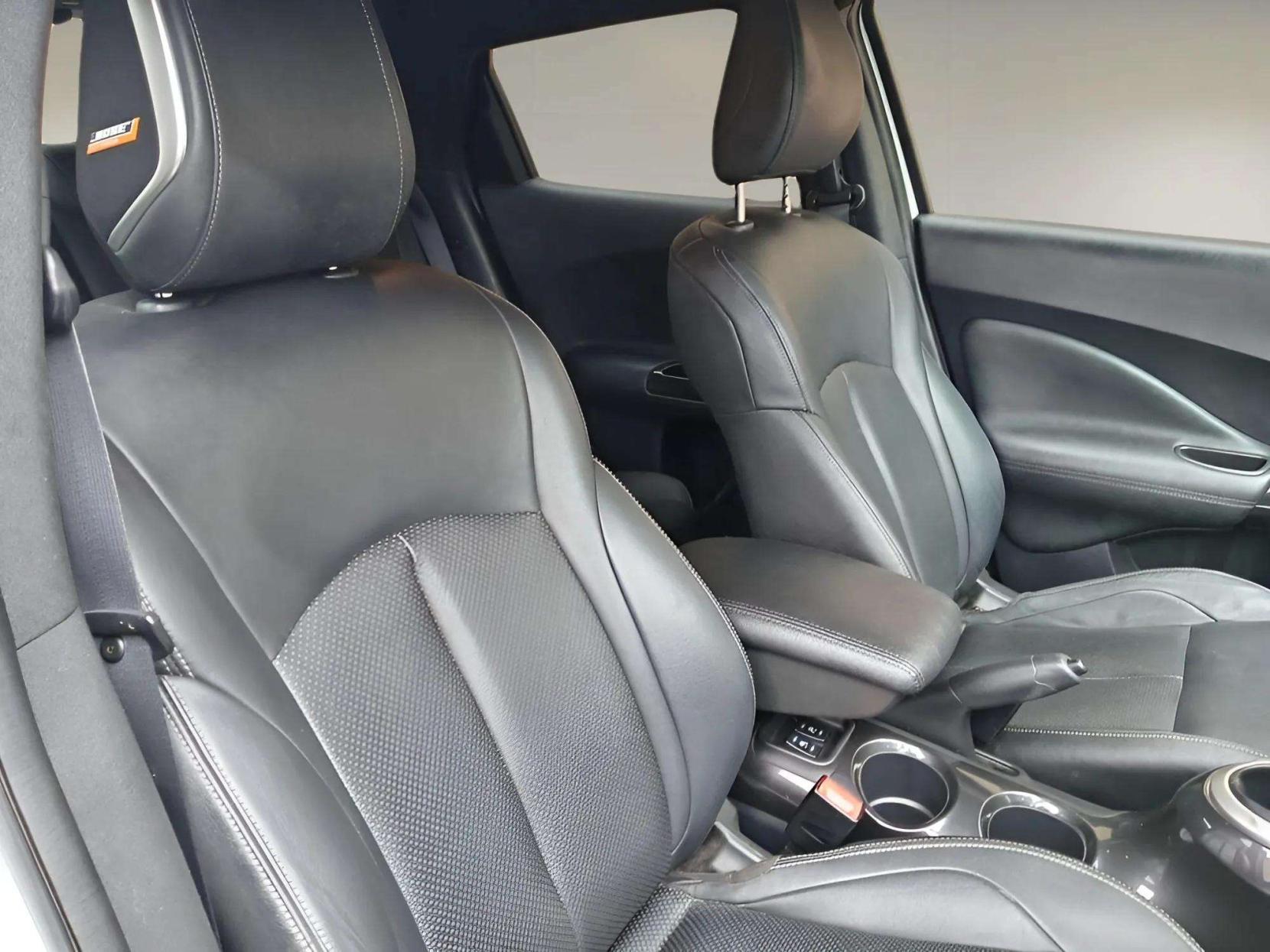 Nissan Juke 1.6 Tekna SUV 5dr Petrol Manual Euro 6 (112 ps)