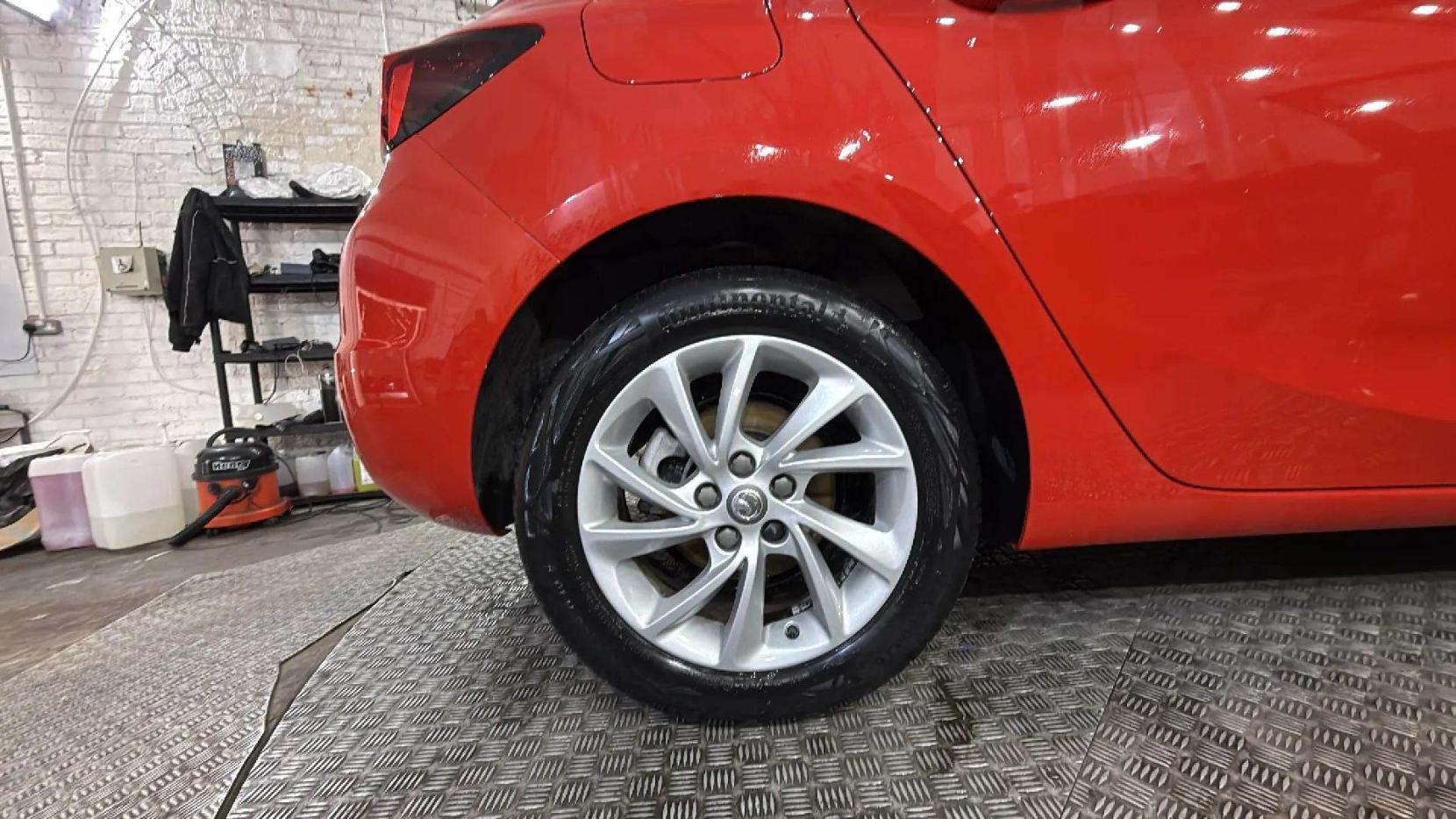 Vauxhall Astra 1.2 Turbo Business Edition Nav Hatchback 5dr Petrol Manual Euro 6 (s/s) (110 ps)